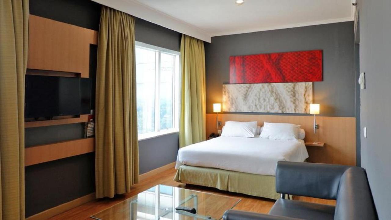 Hotel Kimaya Slipi Jakarta By Harris Buitenkant foto