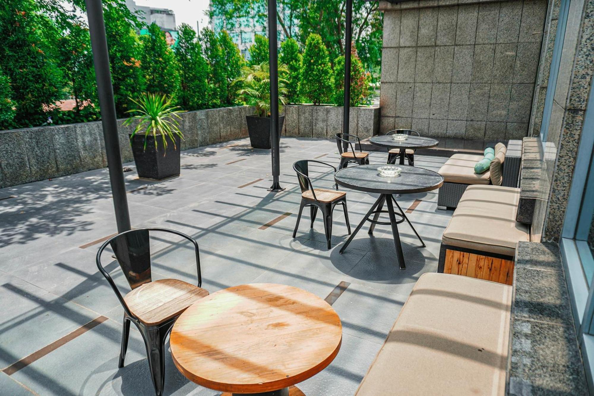 Hotel Kimaya Slipi Jakarta By Harris Buitenkant foto