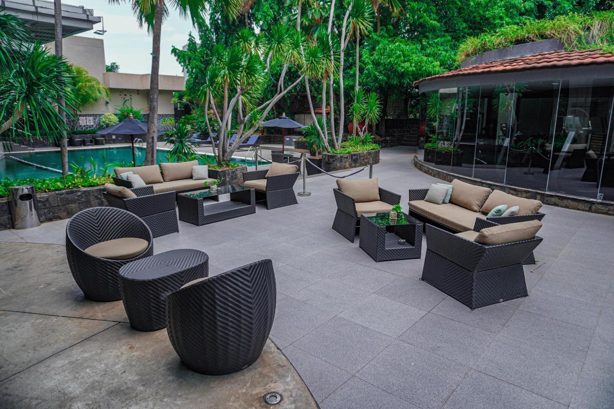 Hotel Kimaya Slipi Jakarta By Harris Buitenkant foto
